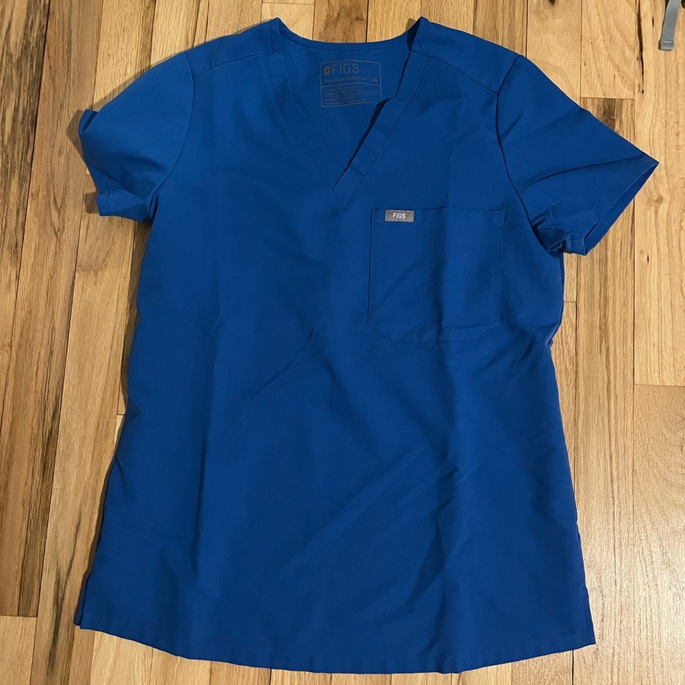 figs blue scrub top
